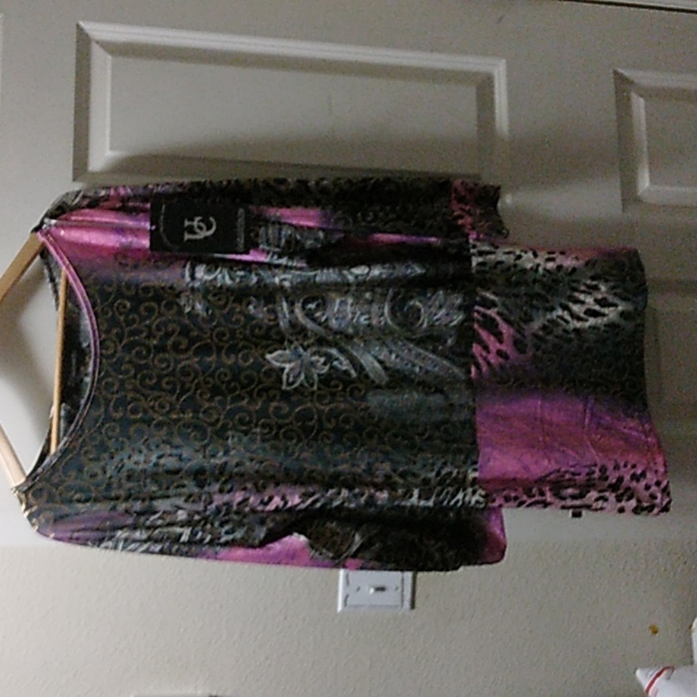 NWT Uluwatu Open-Backed Dress, Striking